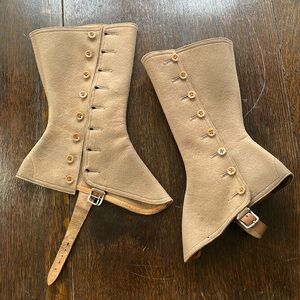 Jori Gamasche ladies Victorian? spats, camel color felted wool w leather straps